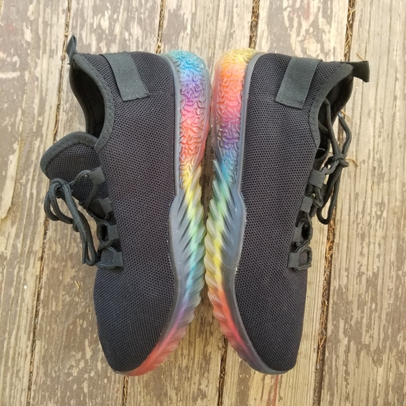 Affinity soft, rainbow gel-sole sneakers, in sz 7.5 by Wanted - Picture 7 of 11